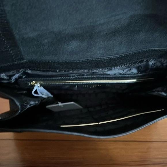 Ted Baker Crosshatch Leather Shopper Bag – PinkOrchard.com Ted Baker London Classic Black Leather Proter Shoulder Bag - NWT